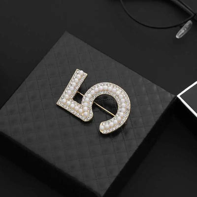 Big Brand Brooches Letter 5 Full Brooches Pins For Women Party Flower Pearl Brooches Jewelry
