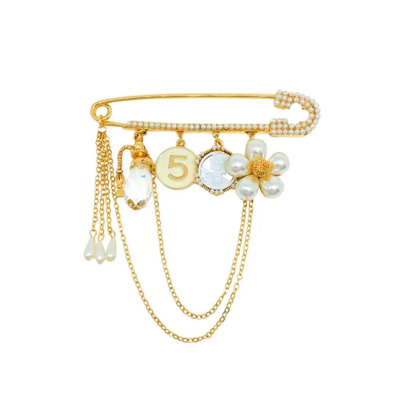 luxury designer jewelry Chain brooches pearl pin  coat accessories brooches for women's clothing free shipping