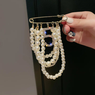 luxury designer jewelry Chain brooches pearl pin  coat accessories brooches for women's clothing free shipping
