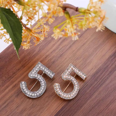luxury designer jewelry Chain brooches pearl pin  coat accessories brooches for women's clothing free shipping