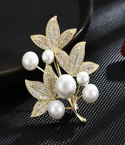Elegant Silver Color Full of Rhinestone Feather Brooches for Women Men Unisex Luxury Crystal Lapel Safety Pins Party Jewelry