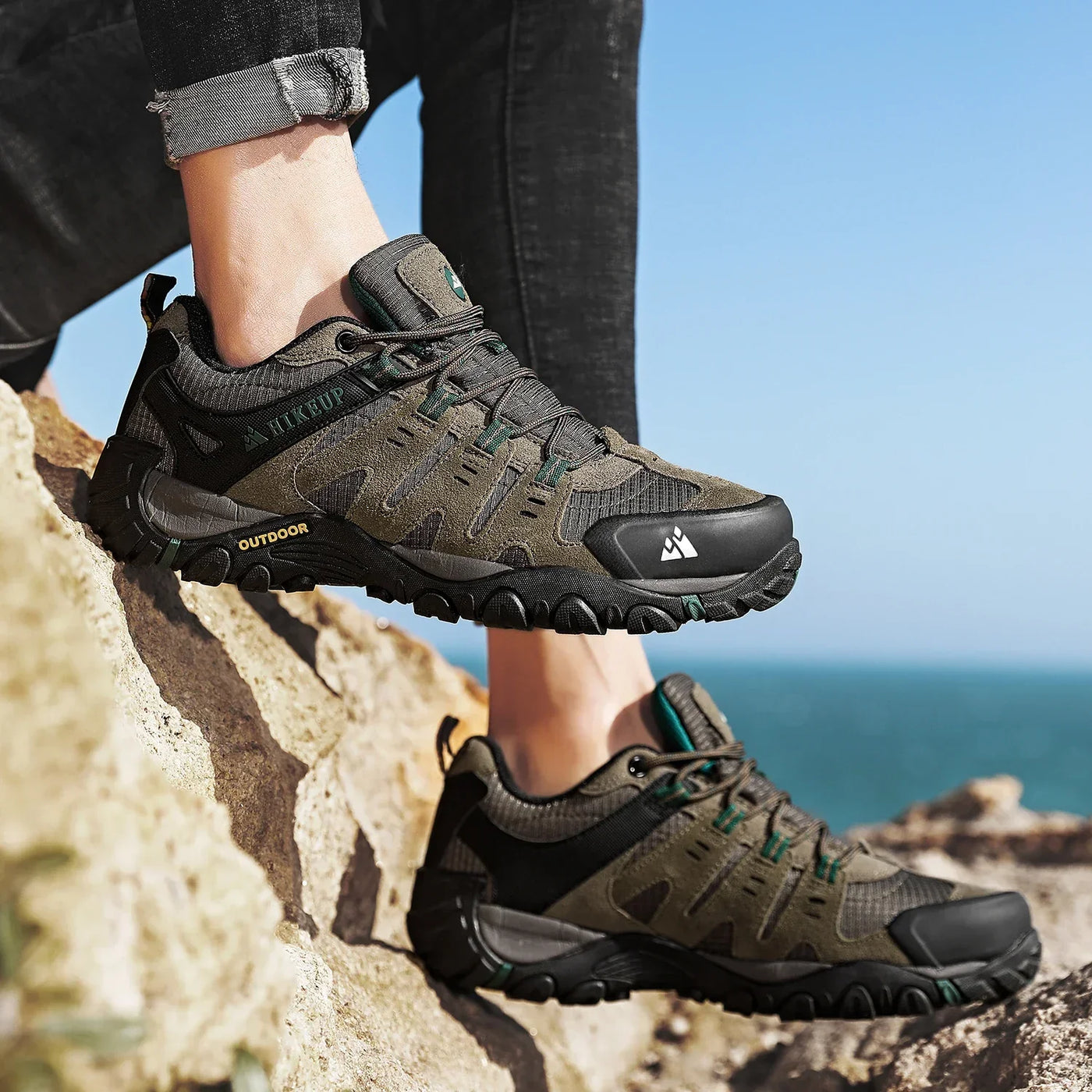 Men Trekking Sneakers