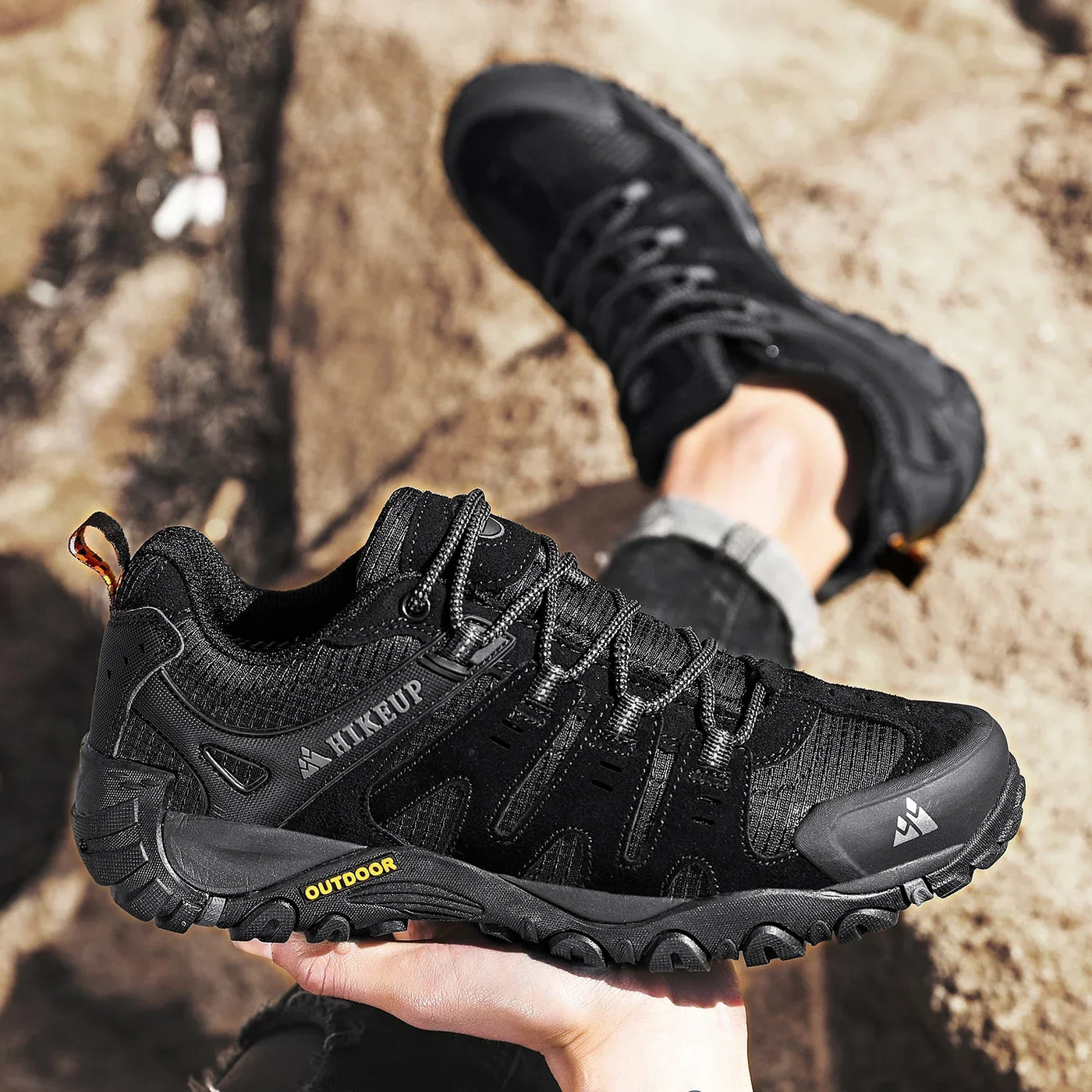 Men Trekking Sneakers