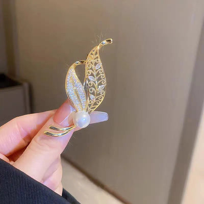 Elegant Silver Color Full of Rhinestone Feather Brooches for Women Men Unisex Luxury Crystal Lapel Safety Pins Party Jewelry