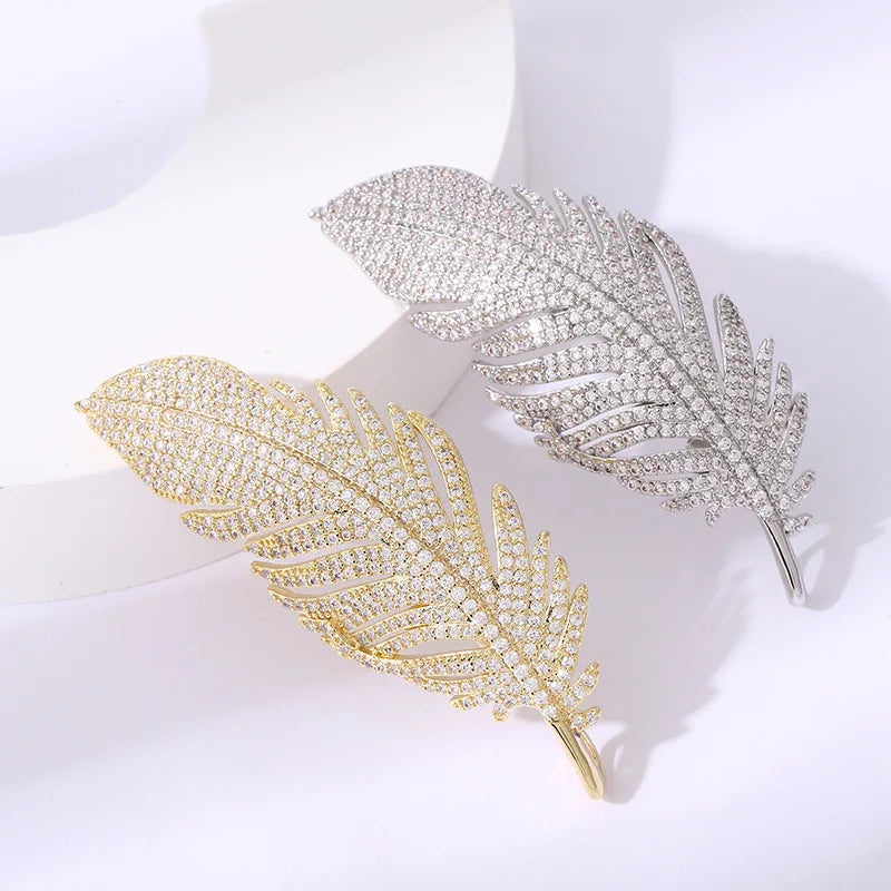 Elegant Silver Color Full of Rhinestone Feather Brooches for Women Men Unisex Luxury Crystal Lapel Safety Pins Party Jewelry