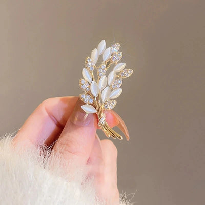 Elegant Silver Color Full of Rhinestone Feather Brooches for Women Men Unisex Luxury Crystal Lapel Safety Pins Party Jewelry