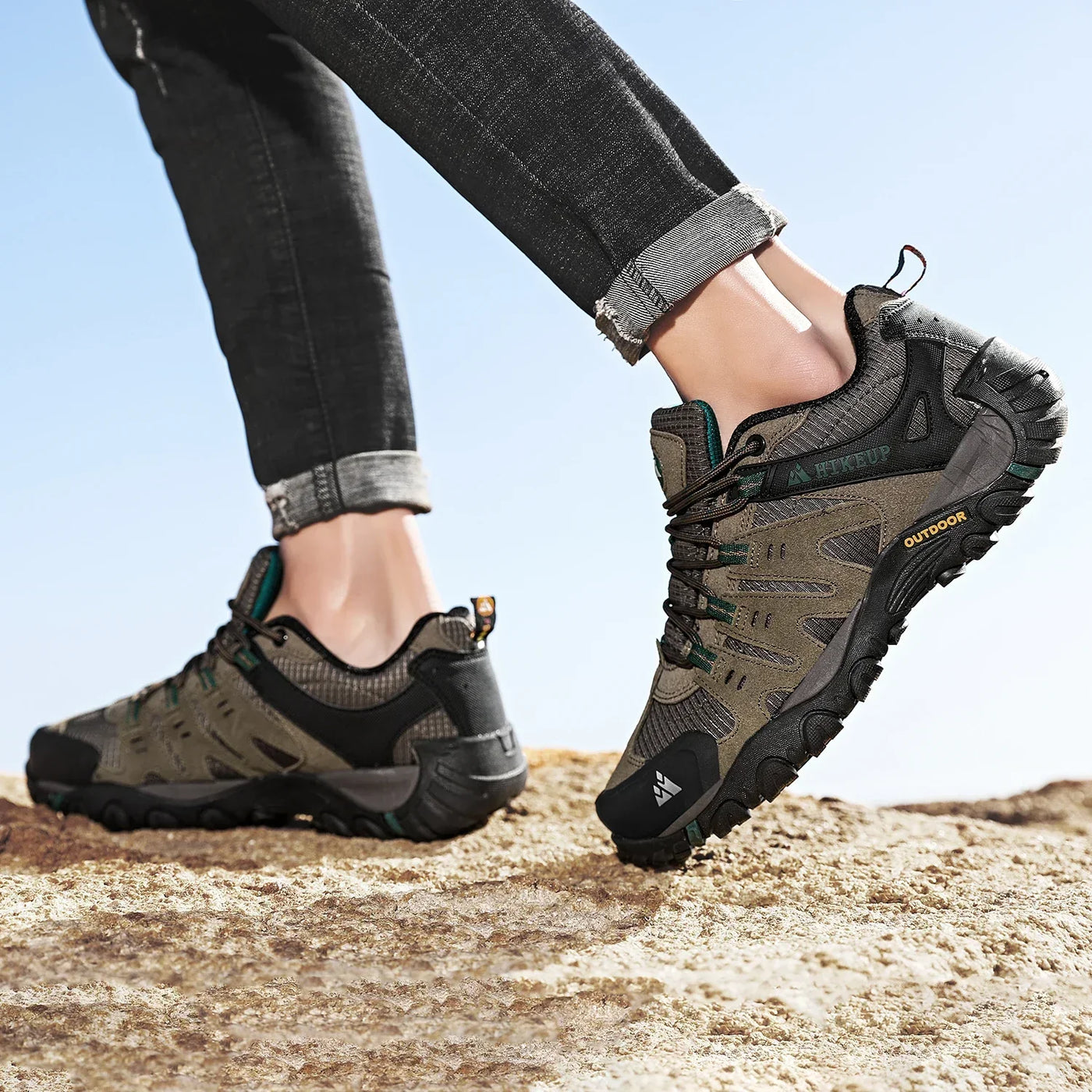 Men Trekking Sneakers