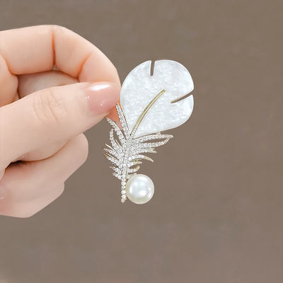 Elegant Silver Color Full of Rhinestone Feather Brooches for Women Men Unisex Luxury Crystal Lapel Safety Pins Party Jewelry
